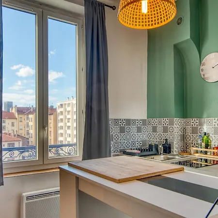 Apartment Le Claudius - Proche Tram T3 Et Gare Part Dieu 20 Min
